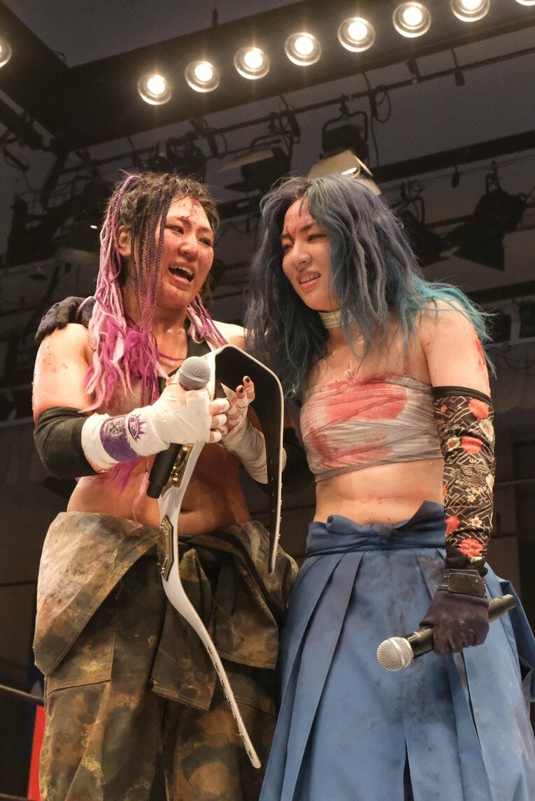 世羅りさvs.山下りな