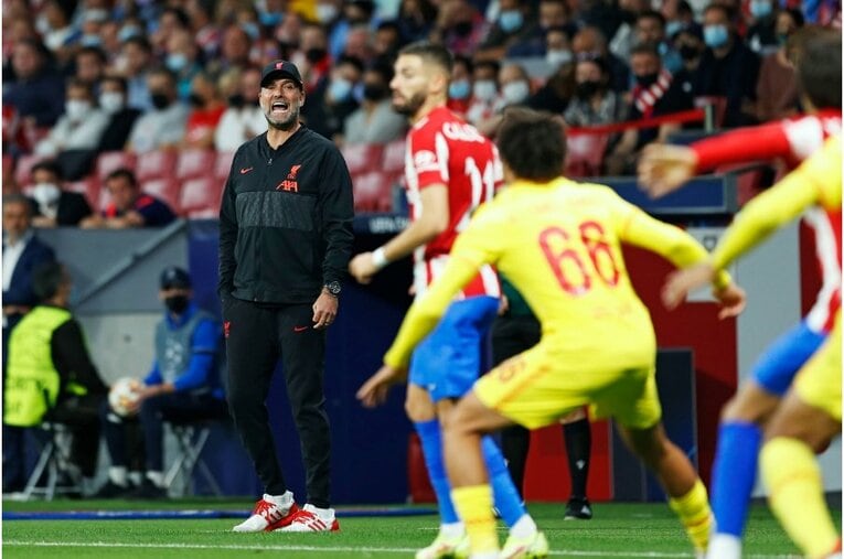 CLで南野拓実はベンチだったけど… 間近で笑うサラー、クロップvsシメオネを撮影したカメラマンが見た「名将の駆け引き」(15)