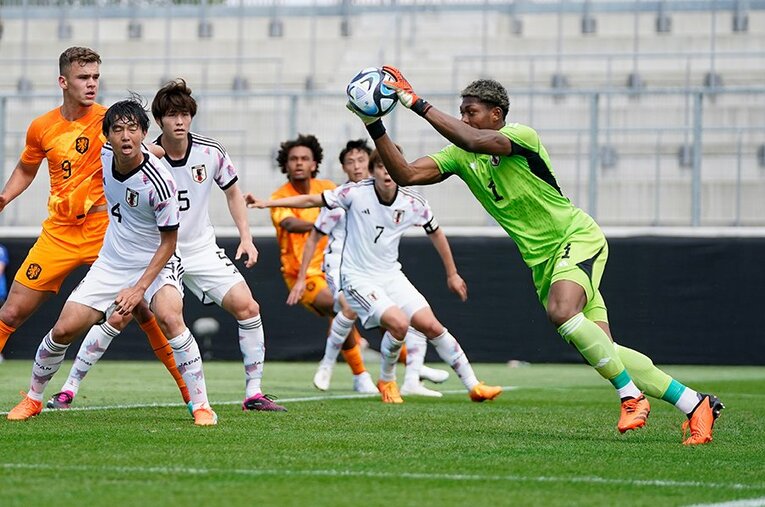 U-21オランダ代表相手にスコアレスドローだった若き日本代表。パリ五輪予選前にタフな試合で経験値を積んだ ／ photograph by Soccrates Images/Getty Images