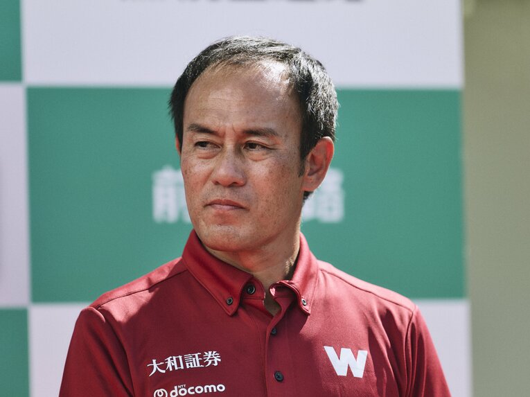 早大の花田監督　©Yuki Suenaga