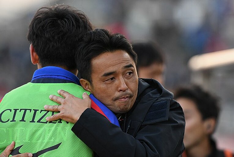 FIFAランク162位、W杯予選に挑戦！吉田達磨監督のシンガポール改革。(4)