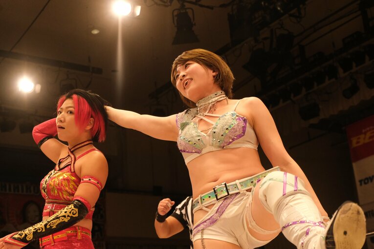 水着グラビアも披露のアイドル路線から急転換…素顔は“オラオラ”、スターダムのベルトも獲得した岩田美香の渇望「総合格闘技かキックにも」(88)