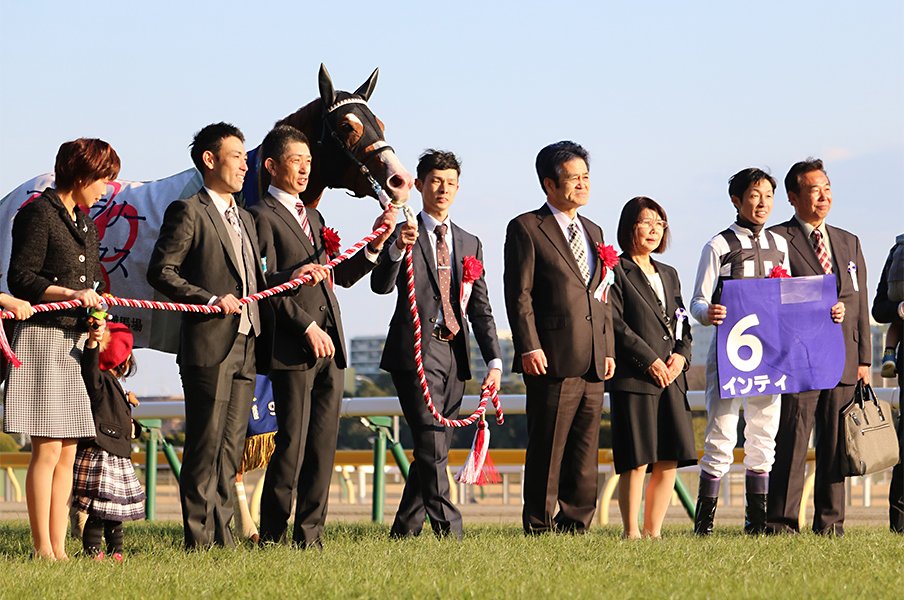 弱い体質、遅いデビューからGI馬に。インティと武豊の丁寧な出世街道。<Number Web> photograph by Satoshi Hiramatsu