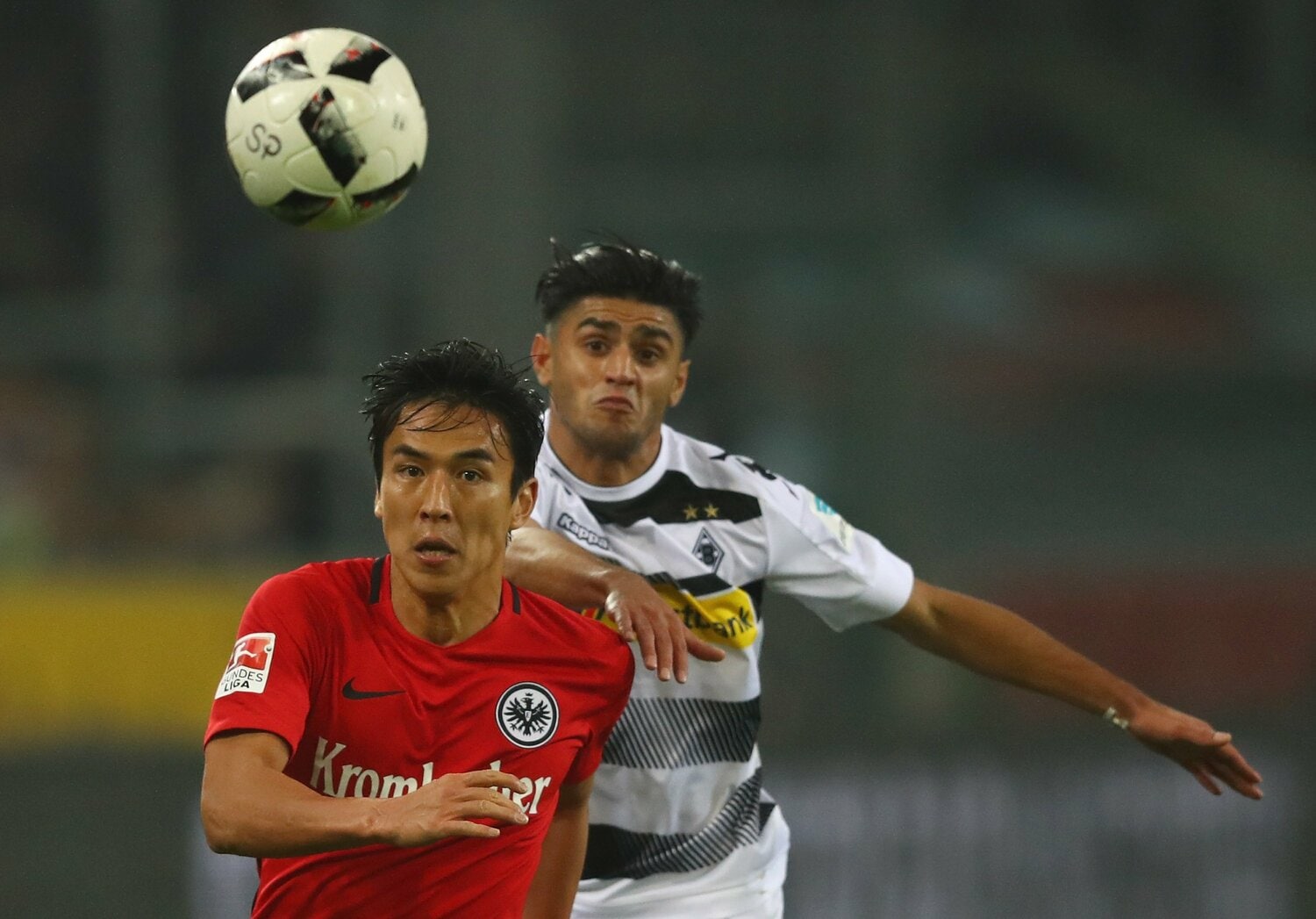 「長谷部システム」が誕生したボルシアMG戦。本人の語り口は冷静だった　©Getty Images