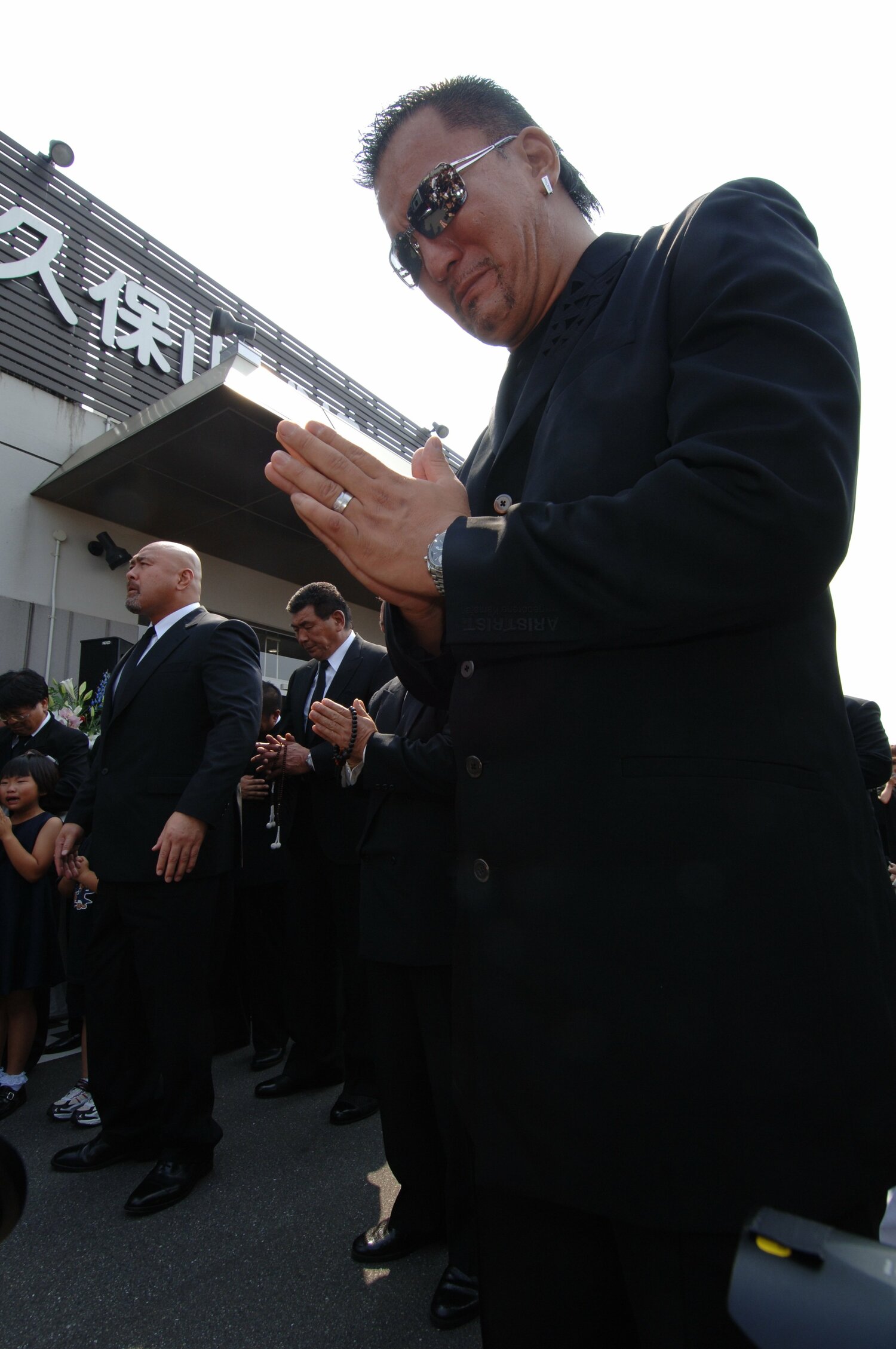 橋本真也の葬儀に参列した蝶野 ©︎Shigeru Tanaka