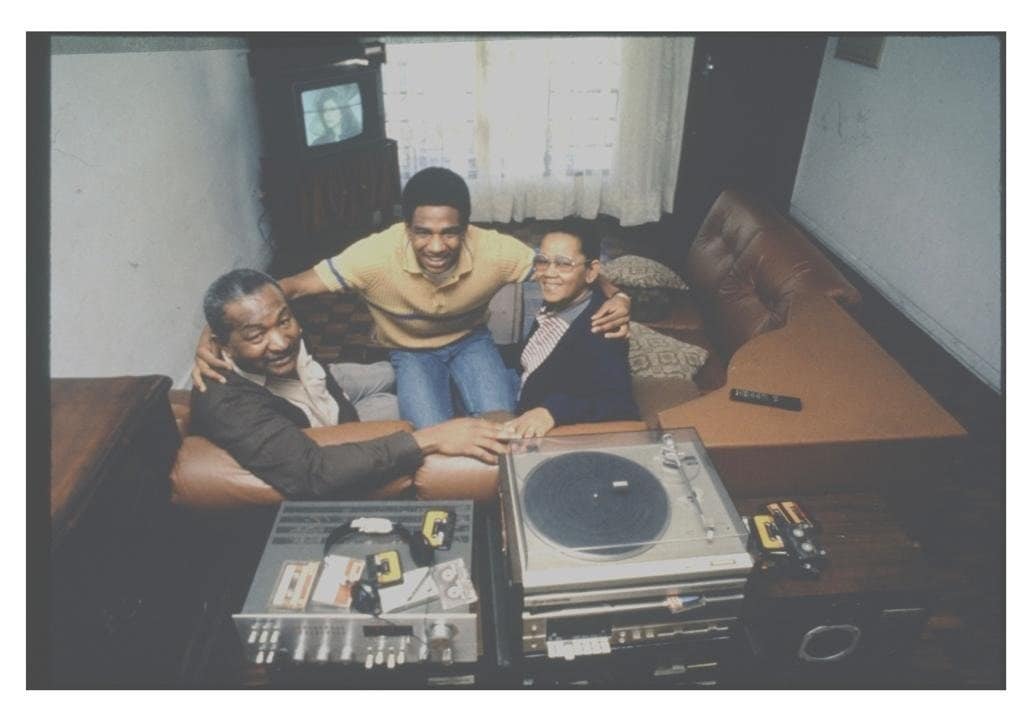 両親と　※本人提供