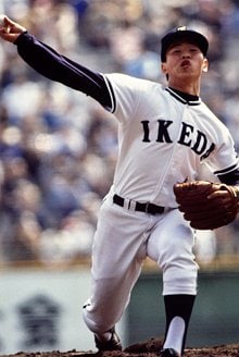 '83年春は池田のエースで4番・水野の独壇場。Y校との決勝でも投打で圧倒した