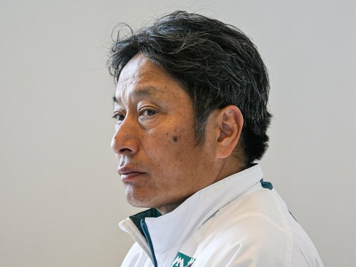 「トラックとかとぼけたことを言っちゃダメ」青学大・原晋監督が別大マラソンで激励の“意外な相手”とは？ 箱根駅伝の最強ライバルが見た「青学メソッドの衝撃」＜Number Web＞ photograph by Nanae Suzuki