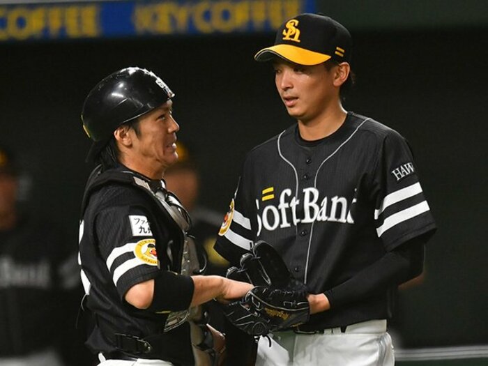 人生を自力で変えた男、SB甲斐拓也。スカウトが「こいつに賭けてみたい」。＜Number Web＞ photograph by Hideki Sugiyama
