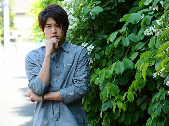 <プレーから性格まで徹底分析> 内田篤人のEURO講座 「右サイドから見える風景」<Number Web> photograph by Tsutomu Kishimoto
