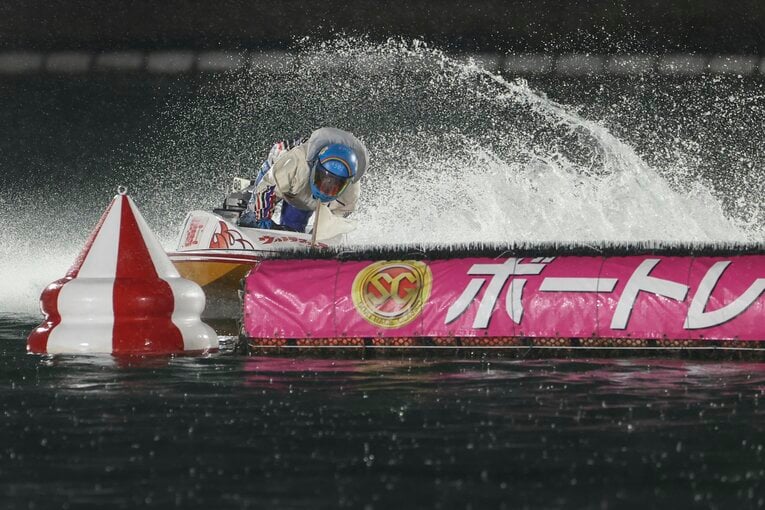 「圧倒的に男子が強い」ボートレース界で遠藤エミ“女子初のSG制覇”はどれほどの偉業なのか？ 現役記者「運だけでは100％勝てない」(72)