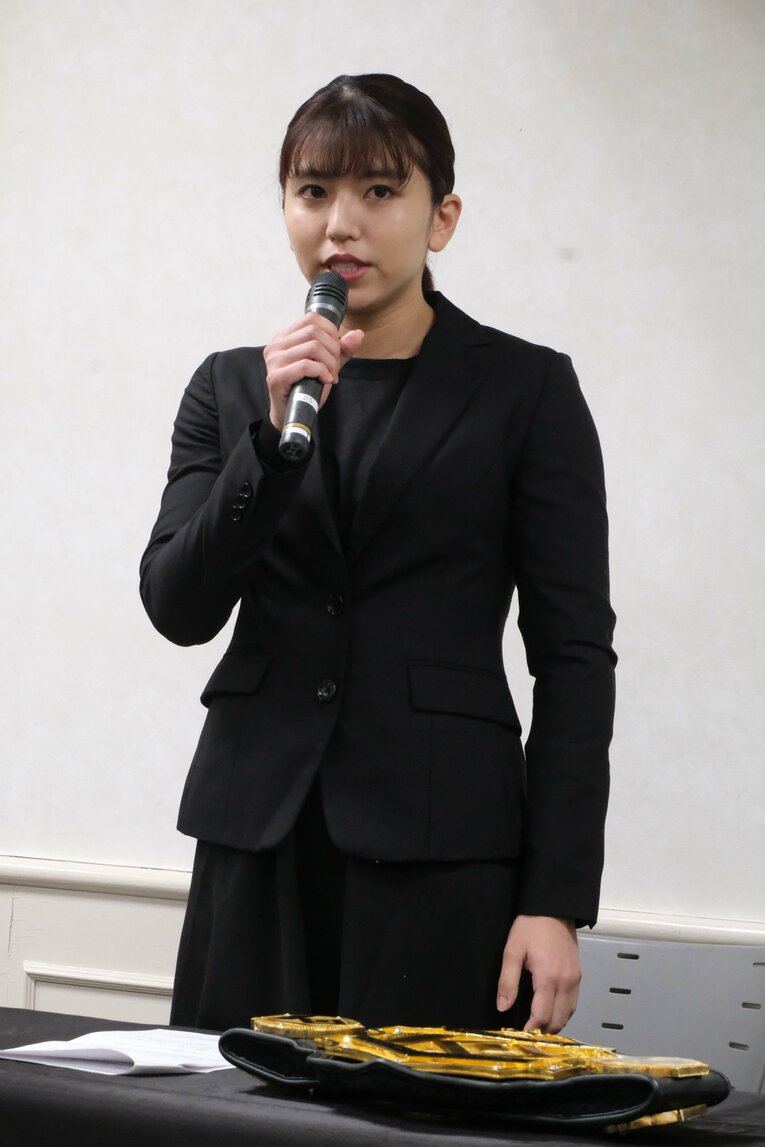 ぱんちゃんは「拳で見せていく選手になりたい」とコメントした