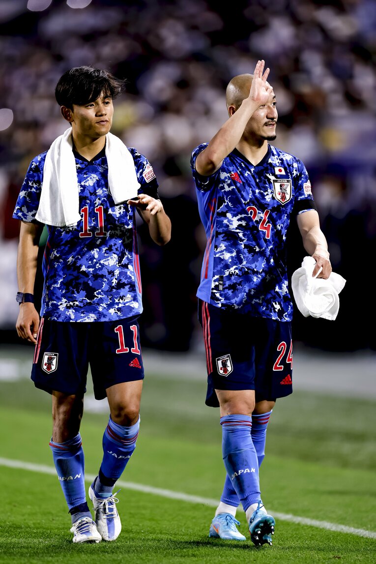 久保と仲良くお手振り　©Kiichi Matsumoto