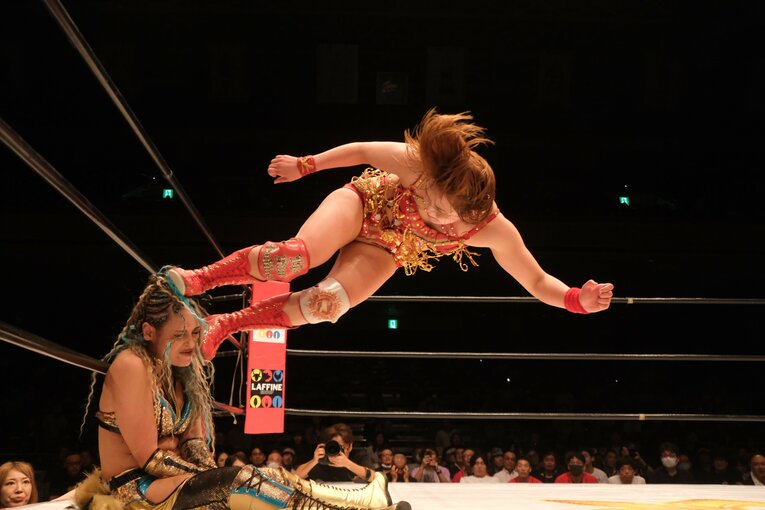 「泣いてんじゃねえ！ってビンタしたけど…」WWEから帰還したSareeeが日本で目指す“プロレス”とは？「ライバルはいればいるほど面白い」(16)