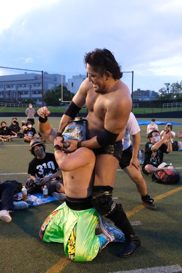 佐藤光留プロデュース『真夏の変態祭り』で諏訪魔に大仁田、鈴木みのるも大暴れ！ 灼熱の旧川崎球場で“1日6試合”の佐藤が感じたのは…？(27)