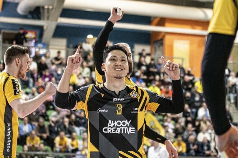 昨季はフィンランドリーグでプレーしたリベロ野瀬将平（28歳）。今季は東京グレートべアーズの一員としてVリーグに戻ってくる ／ photograph by Shohei Nose