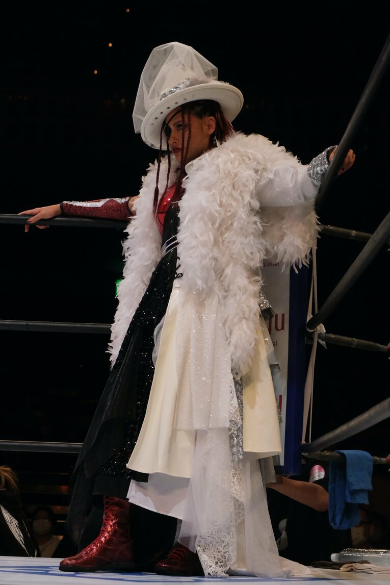 「女子プロレスを背負って立つ」スターダム王者・朱里が語る“朱いベルト”への思い…岩谷麻優戦で「ドローは絶対に嫌だった」理由とは？(16)