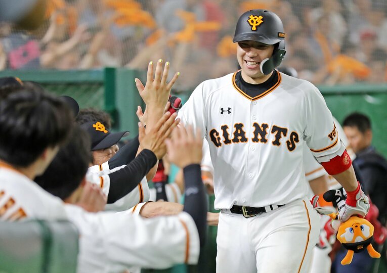 巨人時代の炭谷　©JIJI PRESS