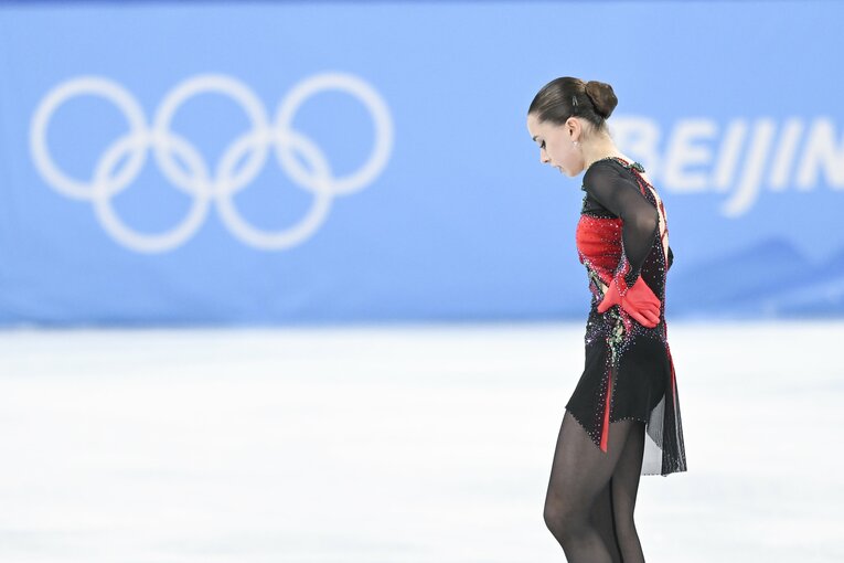 「泣いてる場合じゃない」新女王・坂本花織と中野コーチが守った“フィギュアの品格” 「20年前のスケート」発言のタラソワへ伝えたいこと(30)