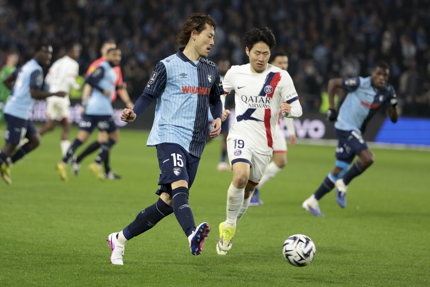 瀬古歩夢は所属するルアーブルでPSG相手にもプレーしている ©Getty Images