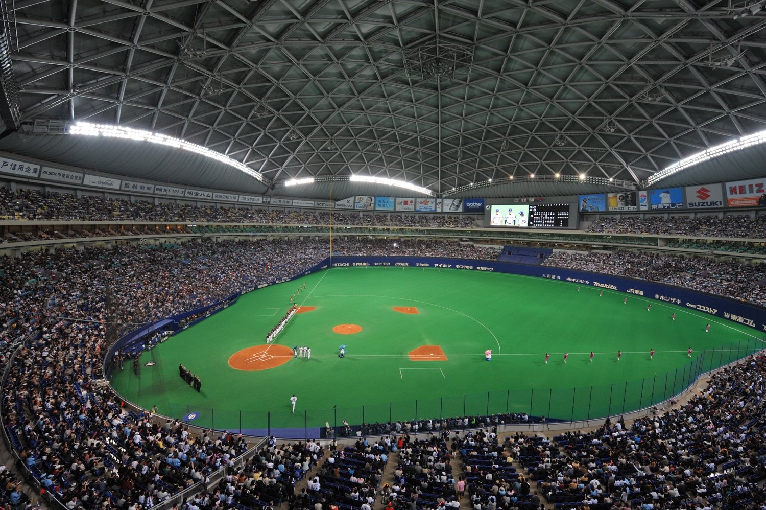広さ、フェンスの高さなどからバンテリンドームナゴヤは“投手優位”とされる（2010年撮影）©Hideki Sugiyama