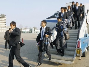 北朝鮮から“取材許可”された6人…日本人記者が目撃「デジカメ没収の危機」「空港で怒られた遠藤保仁」13年前だから明かせる“ビックリ事件”