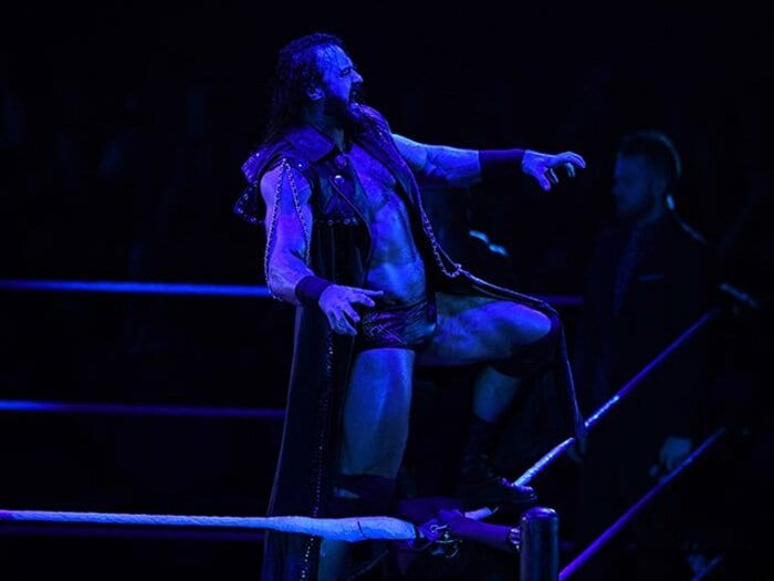 世界最大のプロレス興行は何をする?コロナ危機を逆手に取った演出へ。<Number Web> photograph by Essei Hara