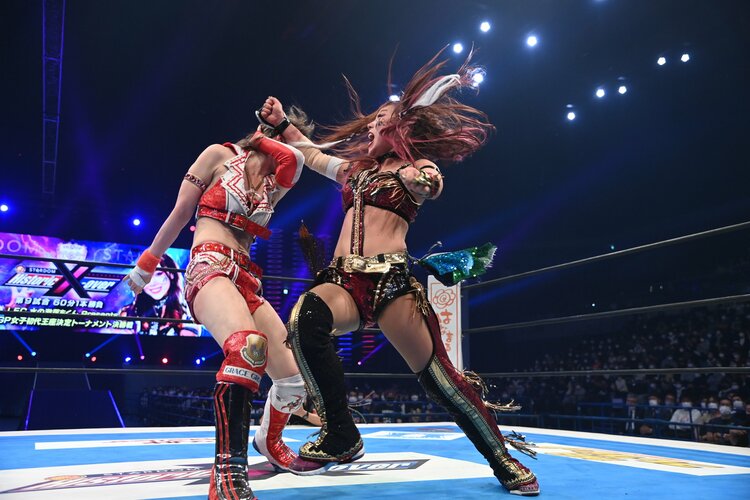 女子プロレス　スターダム　最前列特典　イヨスカイ　KAIRI 岩谷麻優　Tシャツ 海賊王女KAIRIが帰還！岩谷麻優とのチーム山口で千両役者