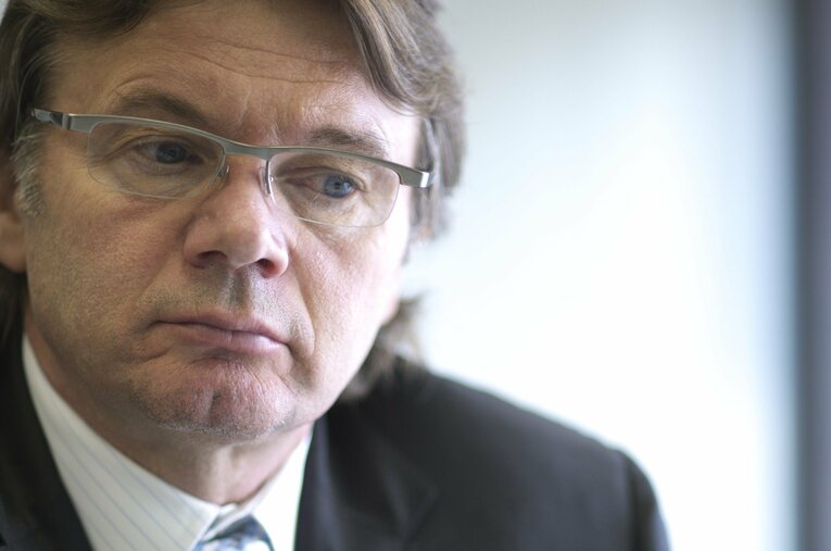 今年2月にベトナム代表監督に就任したトルシエは、今なおアジアサッカーの動向を注視している ／ photograph by Takuya Sugiyama