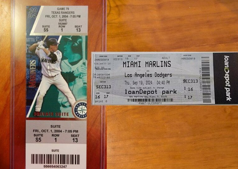 イチロー2004年シーズン最多安打記録更新試合チケット（左）と2024年大谷翔平50-50達成試合チケット（右）。チケット番号にコレクターとしてのささやかなこだわりが　©Aki