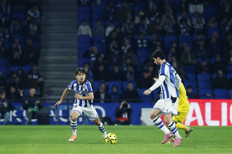 “監督解任”3連敗に傷心の久保建英「冬の移籍、さすがにない」と日本代表戦後に語ったが…「大ブーイングのサポーターに感謝」ソシエダ危機のリアル(5)