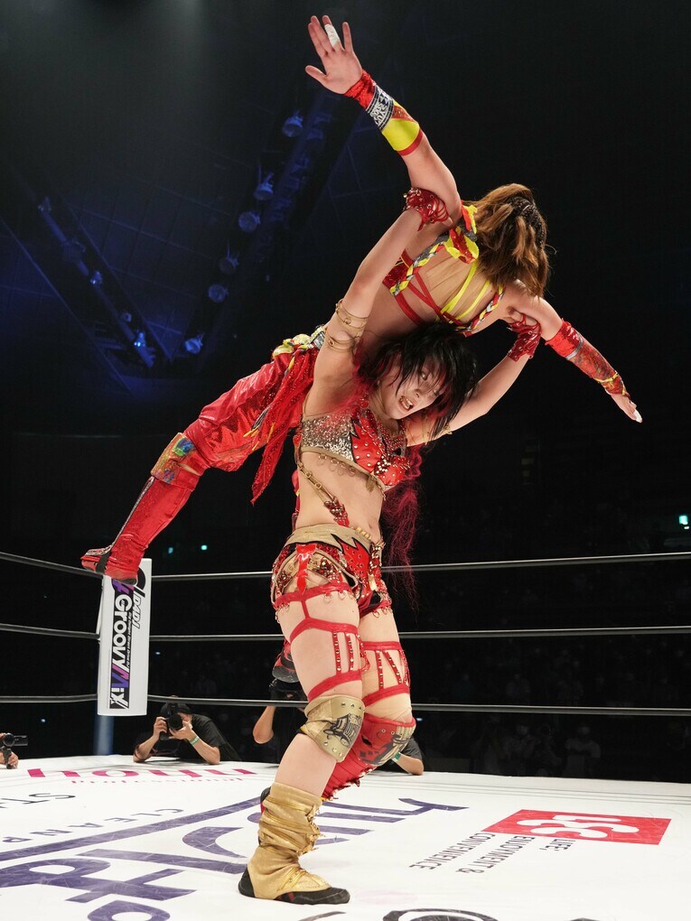 林下詩美のハイジャック・ボム