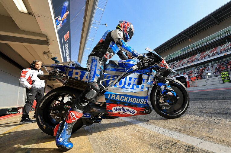 今季最終戦の2日後、来季から駆るアプリリアの初テストに臨んだ小椋藍　©Satoshi Endo