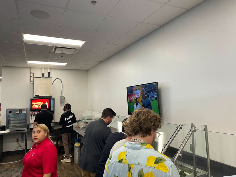 オールスター、メディアのケータリング。コーラが飲み放題だった　©NumberWeb