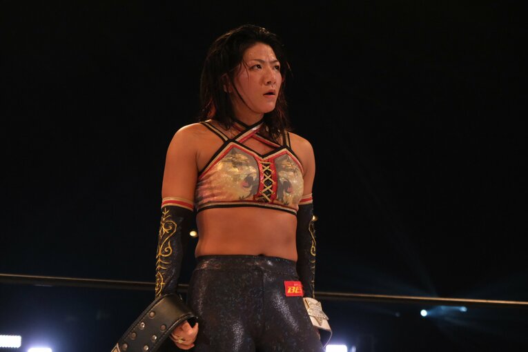 水着グラビアも披露のアイドル路線から急転換…素顔は“オラオラ”、スターダムのベルトも獲得した岩田美香の渇望「総合格闘技かキックにも」(42)