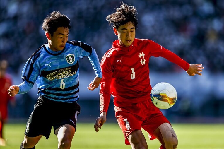 神村学園・大川翔（3年）、岡山学芸館・田口裕真（3年）　©︎Kiichi Matsumoto