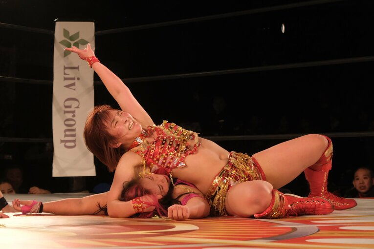 「泣いてんじゃねえ！ってビンタしたけど…」WWEから帰還したSareeeが日本で目指す“プロレス”とは？「ライバルはいればいるほど面白い」(92)