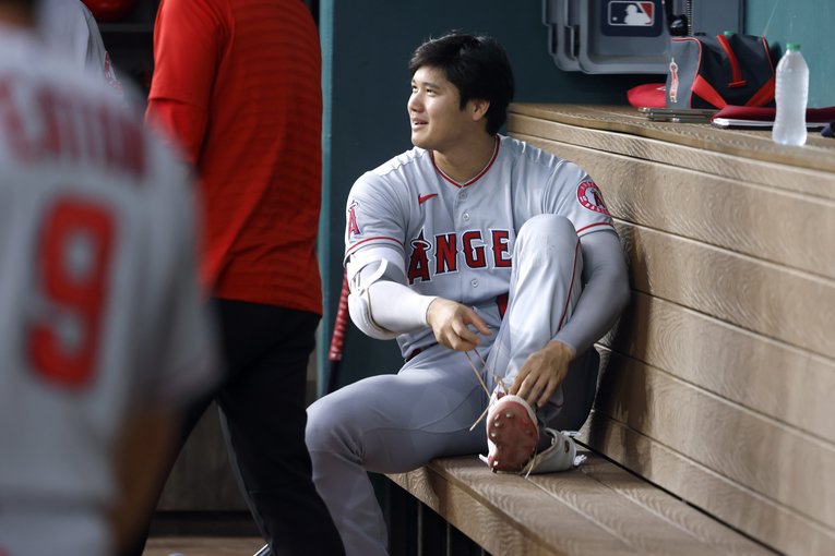大谷翔平がもしもトレード・デッドラインで“移籍”していたら…？ エンゼルスのポストシーズンは絶望的でも【本塁打王＋打点王＋二桁勝利】の可能性(4)