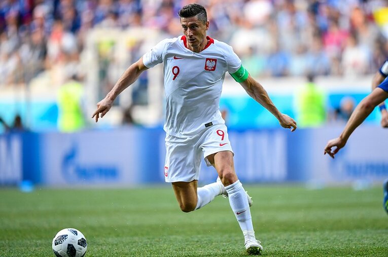 圧倒的な決定力を誇るレバンドフスキ。彼が語った「点取り屋とエゴイスティックさ」の考察は興味深い ／ photograph by Takuya Sugiyama/JMPA