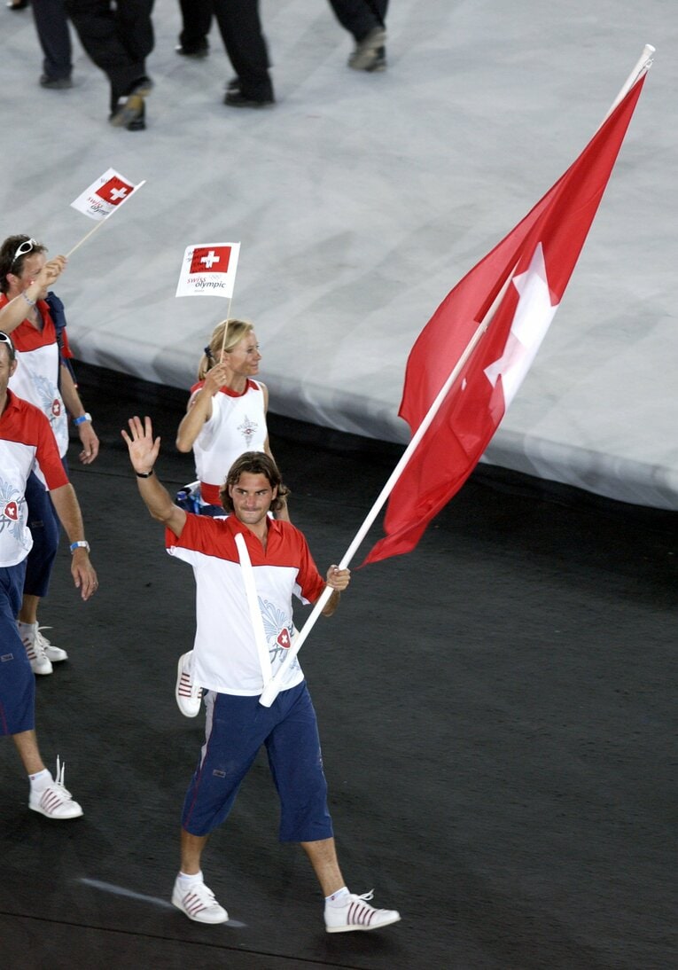 五輪で旗手を務めるフェデラー　©︎Getty Images