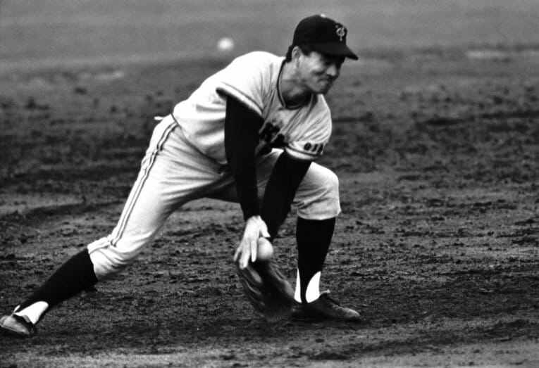 長嶋と言えばサード守備からの送球　©BUNGEISHUNJU