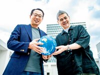 《ほぼ日のアースボールPLAY 発売記念対談》岡田武史×糸井重里「サッカーの自由さに憧れる！」