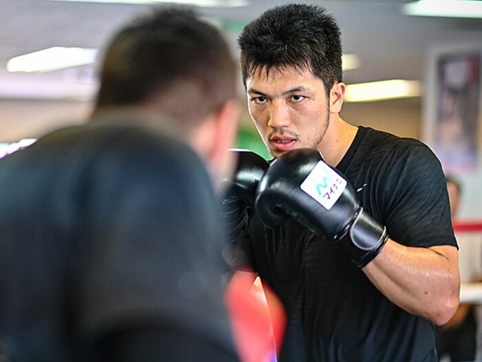 村田諒太、運命の再戦に勝算は。「勝ち方は関係なし、勝てばいい」<Number Web> photograph by Hiroaki Yamaguchi