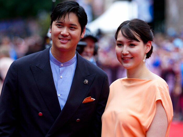 大谷翔平のオールスター舞台裏に“ある変化”「家族と一緒もそうですし…」真美子夫人とのレッドカーペットに新要素、新人投手は「ショウヘイに挨拶しないと」＜Number Web＞ photograph by Getty Images