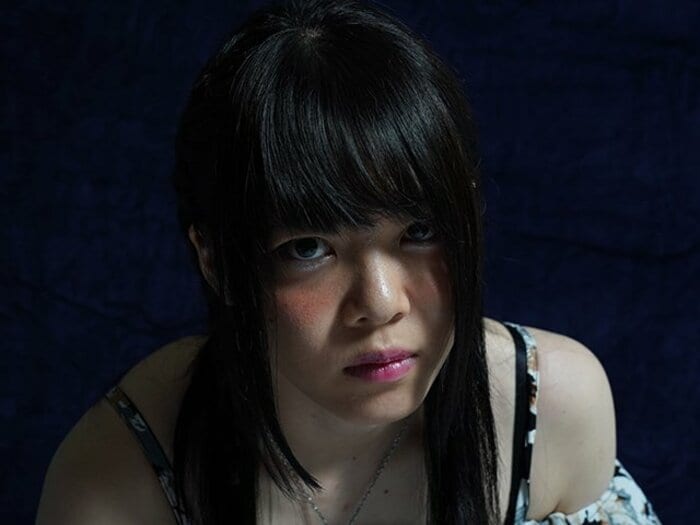 赤いベルトを極めた女・岩谷麻優の10年以上遅れた“結婚引退プラン” 「プロレスは天職。生きている感じがする」<Number Web> photograph by Essei Hara