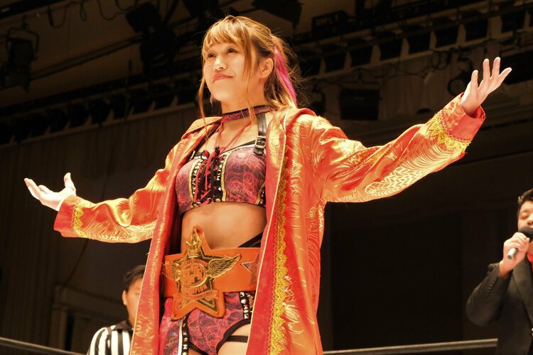 モノが違う女”朱里がスターダム入団表明！ 「プロレス一本」の