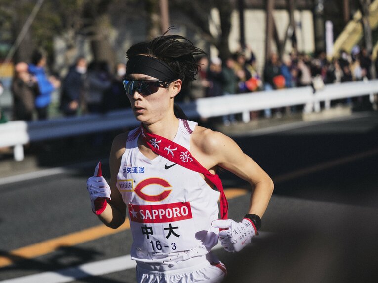 第101回箱根駅伝3区で区間賞を獲得した中央大学の本間颯は埼玉栄高校出身　©Yuki Suenaga