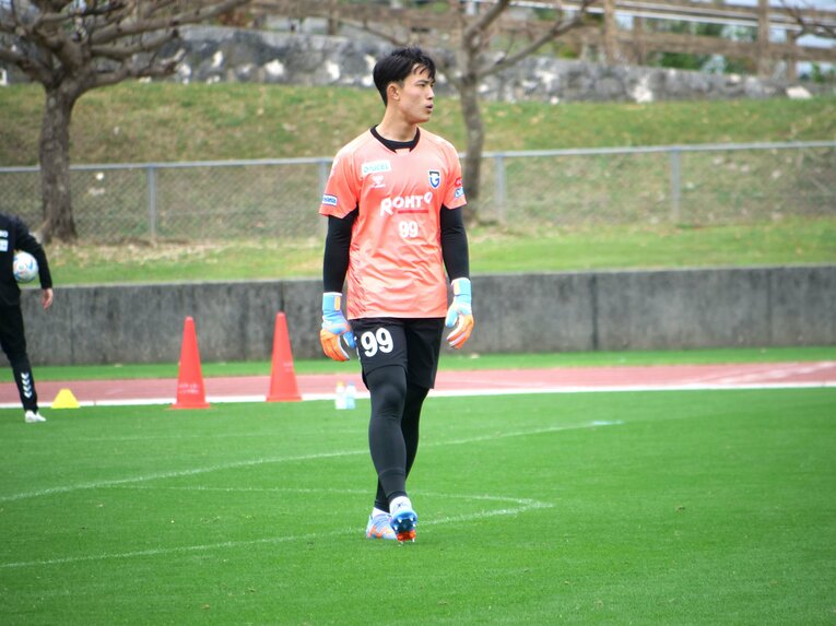 Jリーグ開幕に向けてトレーニングを重ねる谷晃生　©GAMBA OSAKA