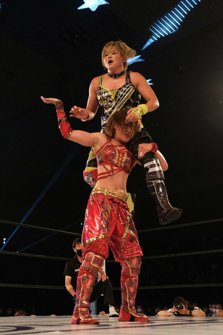 「ビューティ・ペアを超える」スターダム中野たむ＆なつぽいが目指す“女子プロレスの王道”「夢は武道館で単独ライブ」(75)