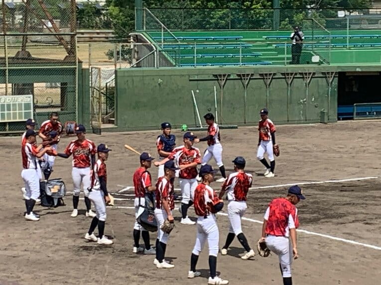 初の甲子園に向けて練習する未来富山ナイン　©Genki Taguchi